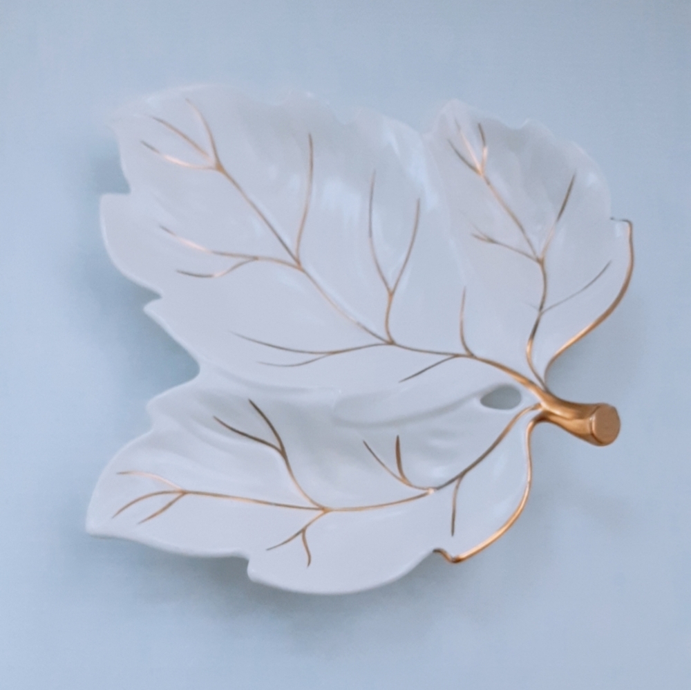 Decorative leave